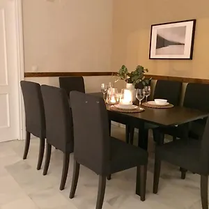 Large And Elegant In Puerto Banus With Pools And Paddle Apartamento Marbella